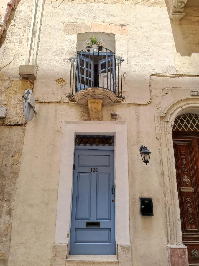 Romantic And Historical Maisonette In The Center Of Valletta Mbal1-1 외부 사진